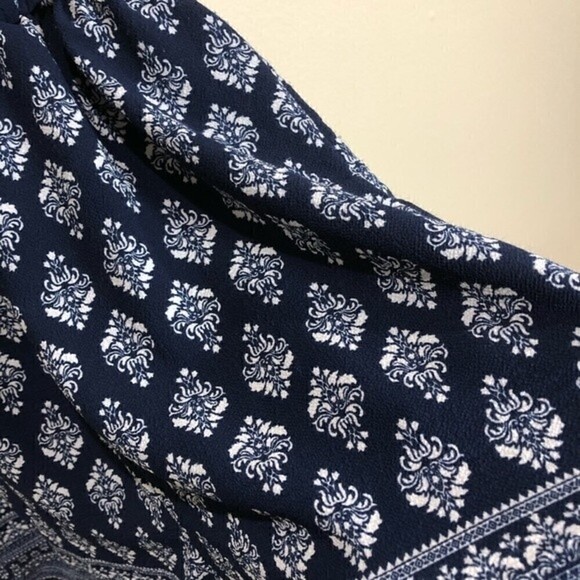 OVI Romper Printed Blue‎ & White Sleeveless Size Small - Picture 4 of 8